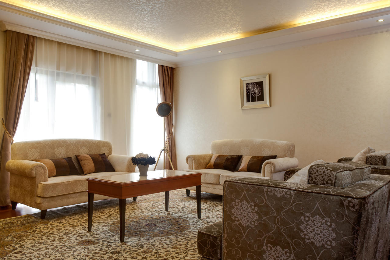 Alba Hotel Meru Quarto foto
